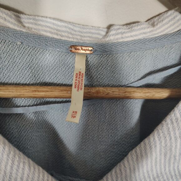 Free People Madeleine Sweatshirt Womens Size XS Blue Striped Oversized Pullover - Picture 5 of 12